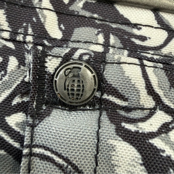 Grenade Fatigue Project AOP Hooded Full Zip Snowboard Jacket Mens Size S RARE - Picture 6 of 11